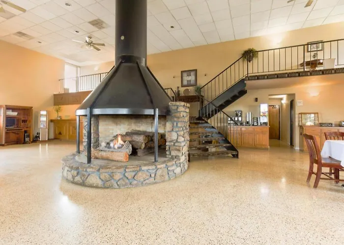 Oyo Hotel Lebanon Mo I-44